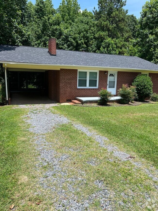 Building Photo - 755 Victory Grove Church Rd Rental