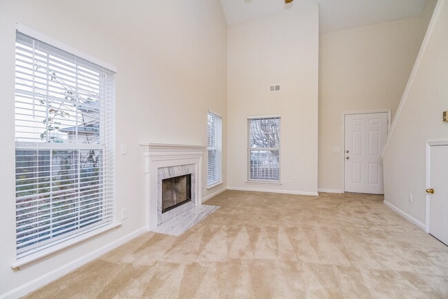 Photo - 608 Birchbrook Ct