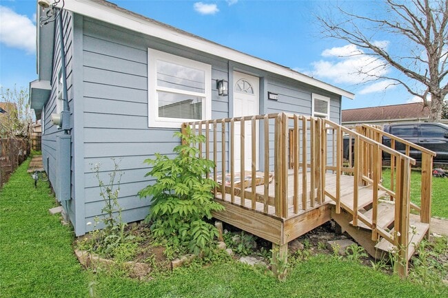 Photo - 7725 Avenue H Unidad A