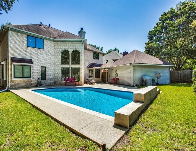 Photo - 14202 Scarborough Fair St
