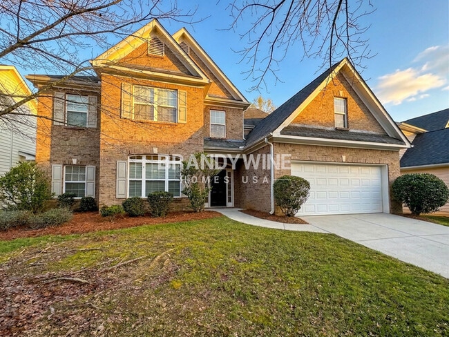 Photo - 527 Greyhawk Way