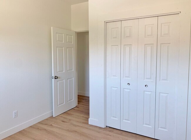 Photo - 160 Cowden Rd Unidad Cowden Rd 160A