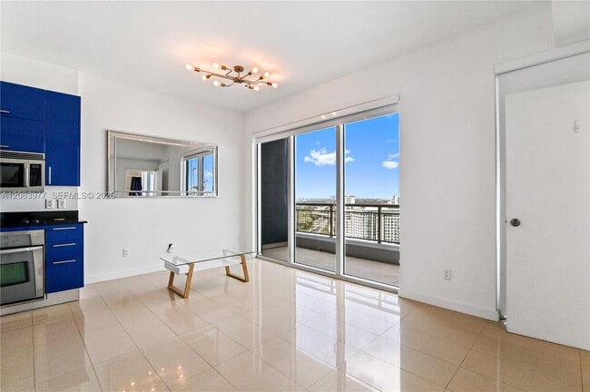 Photo - 60 SW 13th St Unit 1619