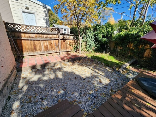 Photo - Amazing Avenues 2 bd house! Real Hardwood!