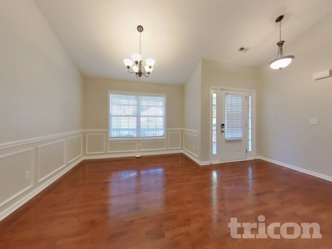 223 Overlook Ct