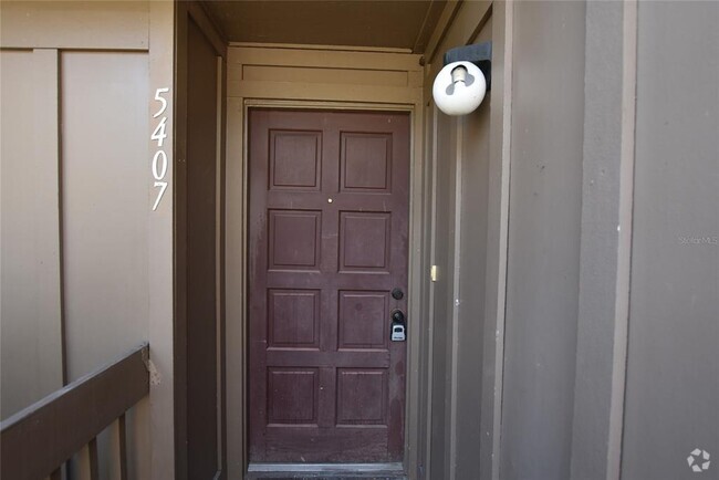 Building Photo - 5407 Pine Creek Dr Unit 1804 Rental