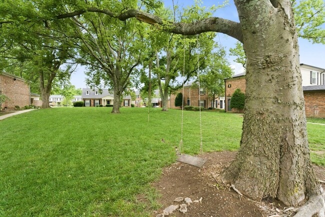 Photo - Updated condo in the heart of Green Hills!