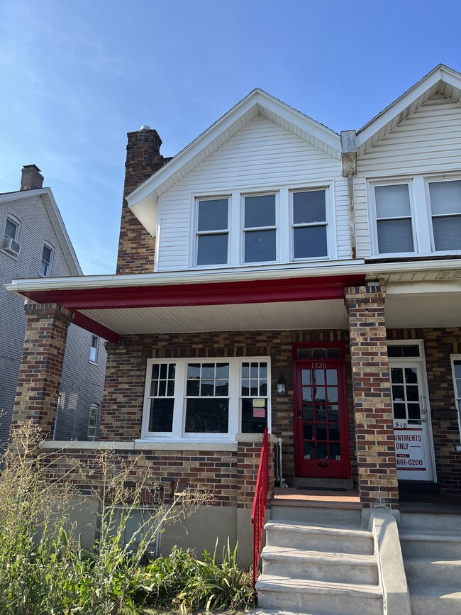 Photo - 1520 W Broad St House