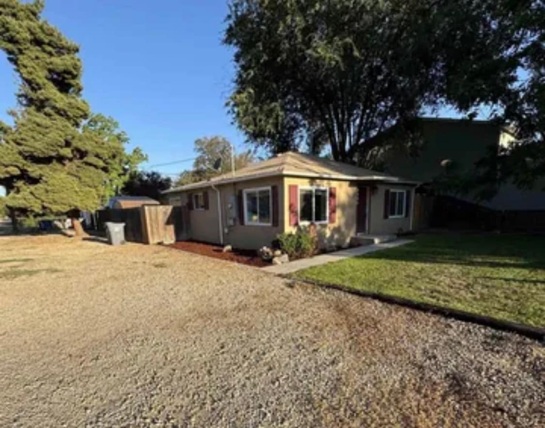 Photo - 2095 S Shoshone St