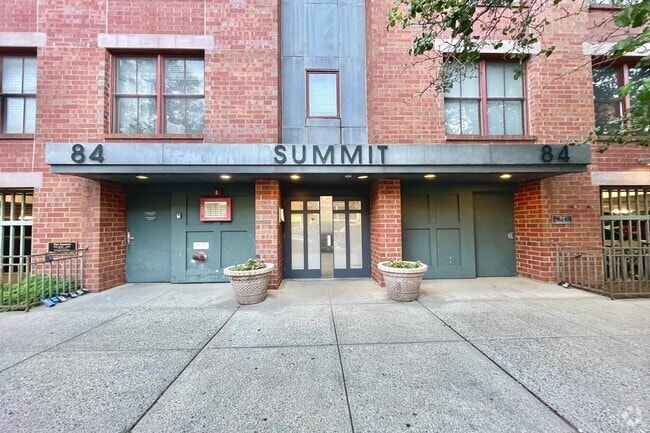 Building Photo - 84 Adams St Rental