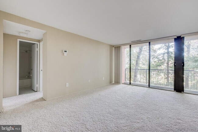 Photo - 8 S Van Dorn St Unit 303