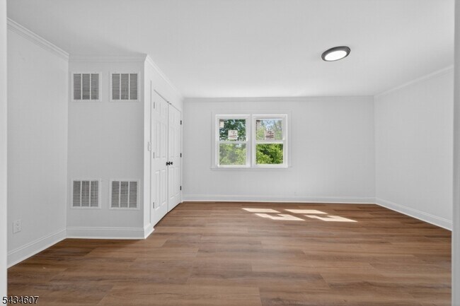 Photo - 797 Passaic Ave