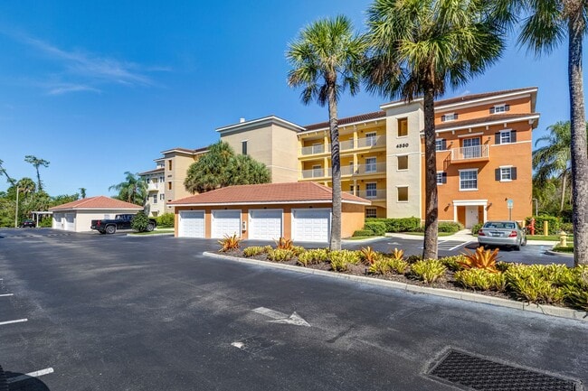 ** BOTANICAL PLACE ** 3 BED / 2 BATH - CON... - ** BOTANICAL PLACE ** 3 BED / 2 BATH - CON...