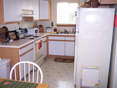 Kitchen - Hillsdale Apartments