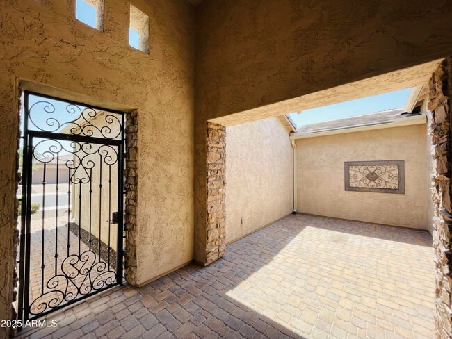 Photo - 3104 E Wildhorse Ct