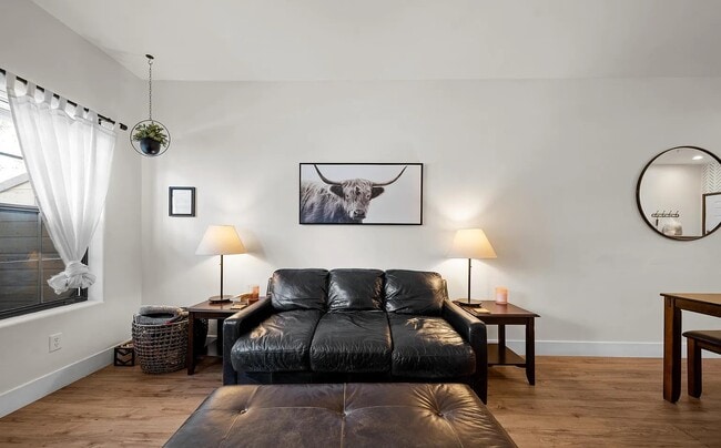 Building Photo - Bison Ranch Resort Suites Rental