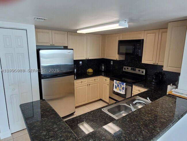 Photo - 3000 Coral Wy Unit 1512
