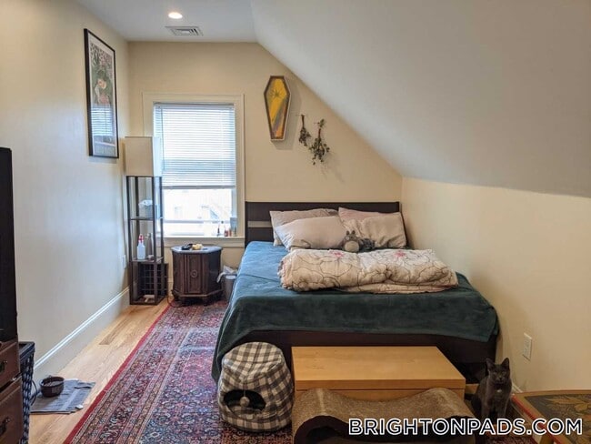 Photo - 7 Sparhawk St Unit 2