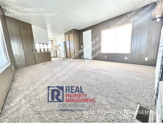 Photo - 123 Teakwood-