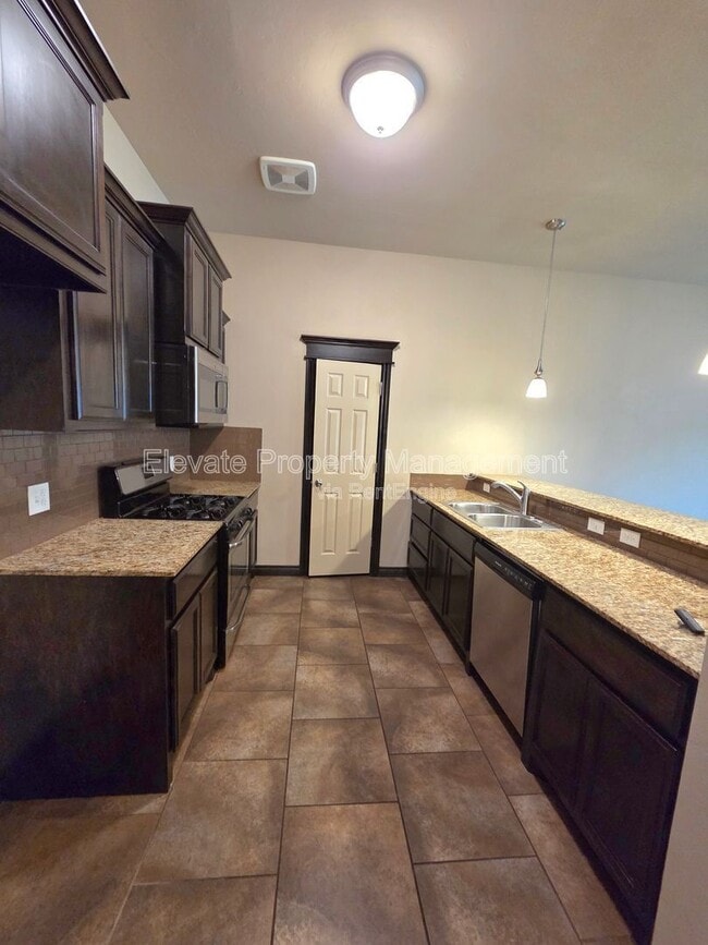 Photo - 2301 Starwood Wy