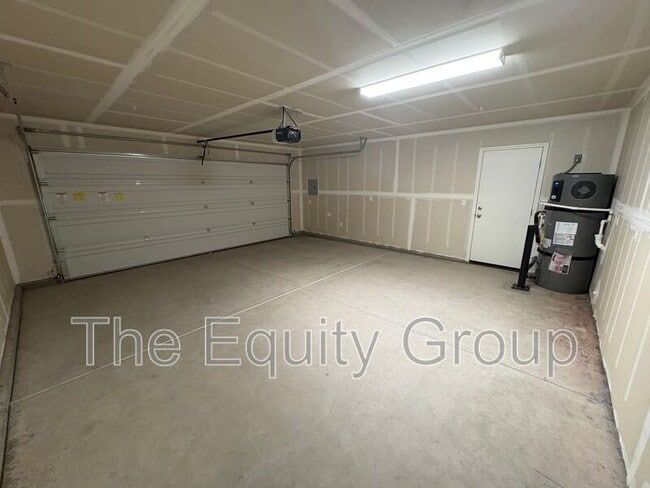 Photo - 1946 E School Ave