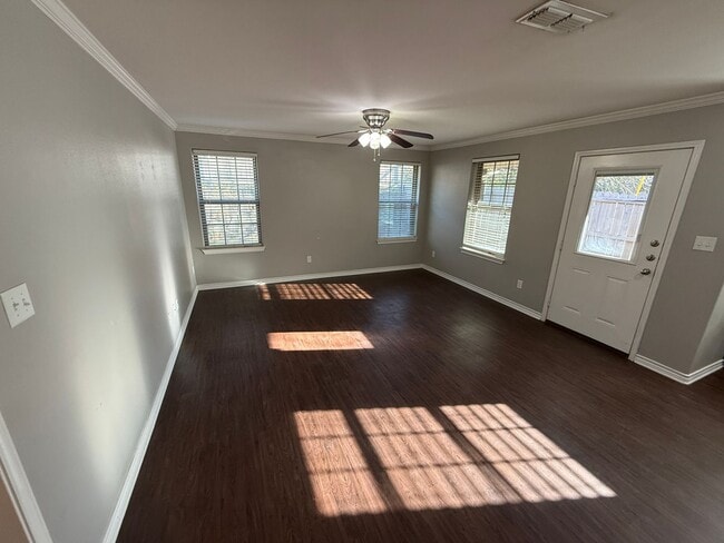 Photo - 3/2/1 near UT Tyler!