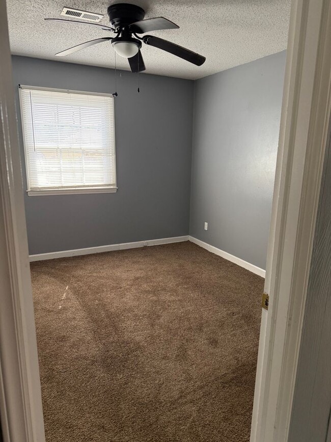 34 Magnolia St Unit 34 Magnolia Apt A