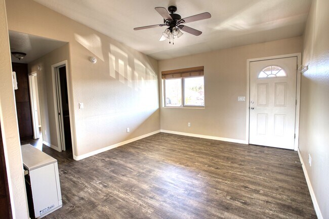 Photo - 5554 White Mountain Ave Unit D