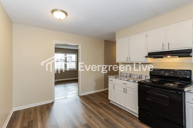 Photo - 3517 Wyevale Dr