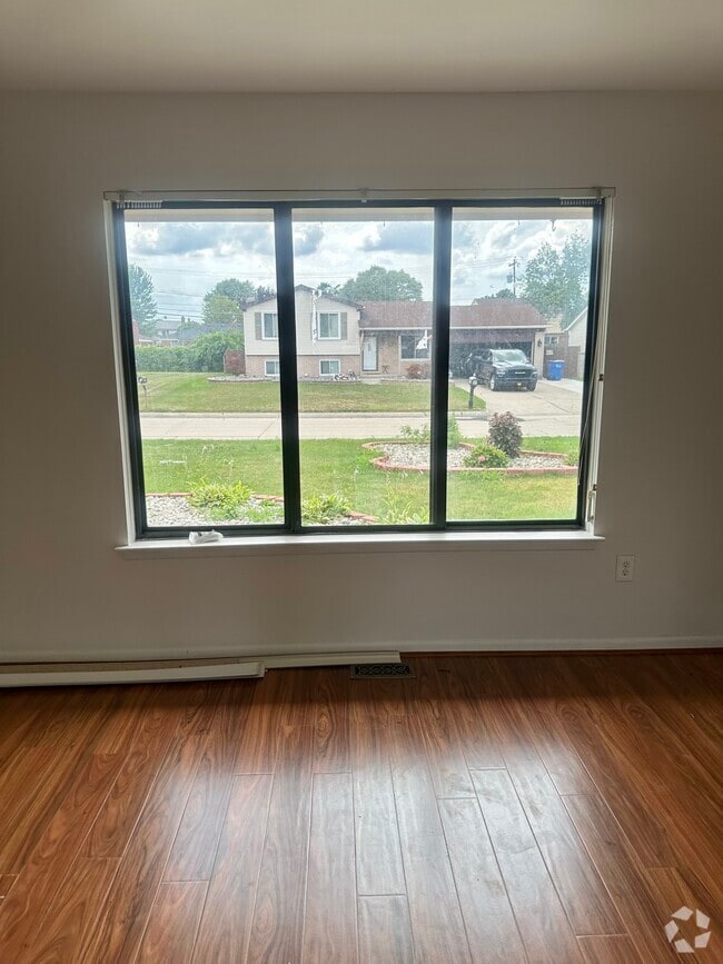 Building Photo - 29148 W Nottingham Cir Rental