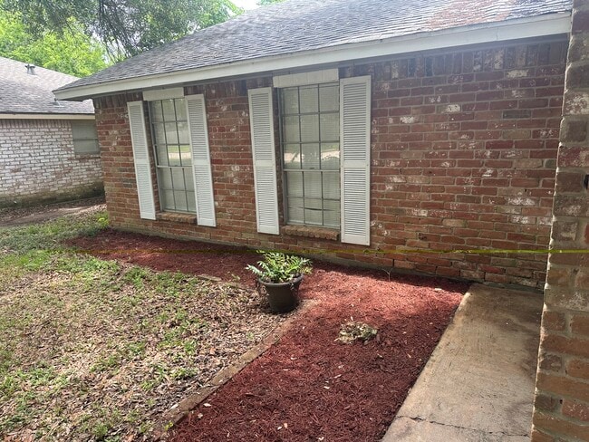 Photo - 14919 Four Winds Dr