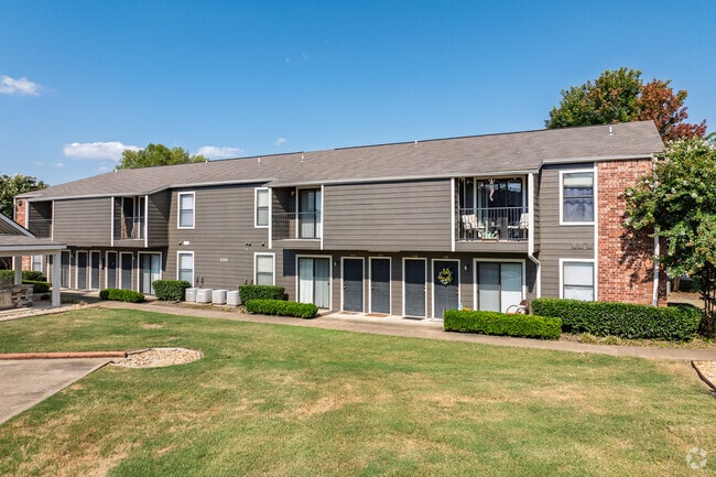 Crestwood Apartments