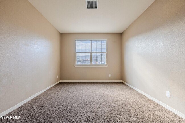Photo - 11044 Bullseye St