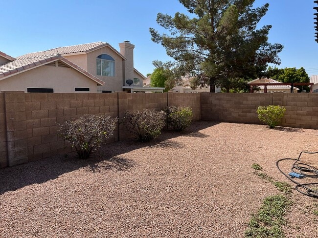 Photo - 33 N Sahuaro Dr