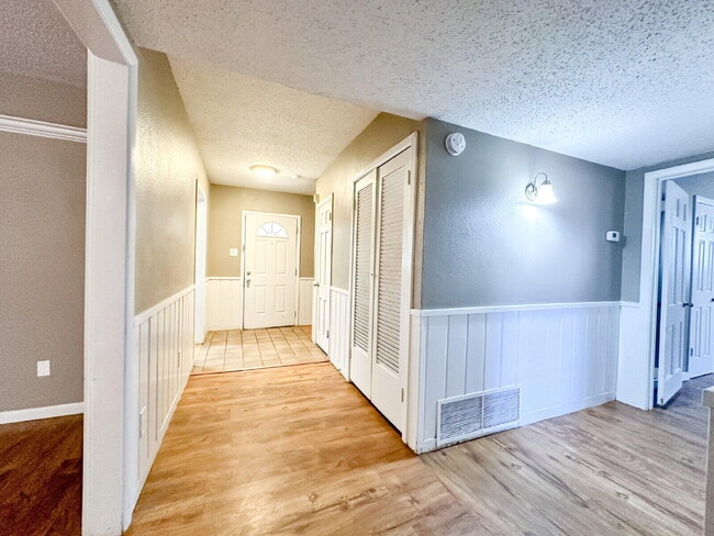 Photo - 2301 32nd St