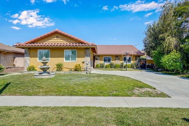 Fully Remodeled 4-Bedroom Single-Story ADU... - Fully Remodeled 4-Bedroom Single-Story ADU...