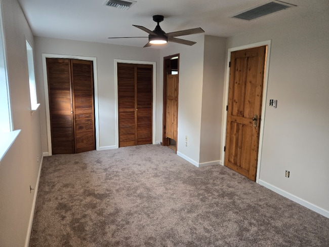 Photo - 115 Sandager Ave