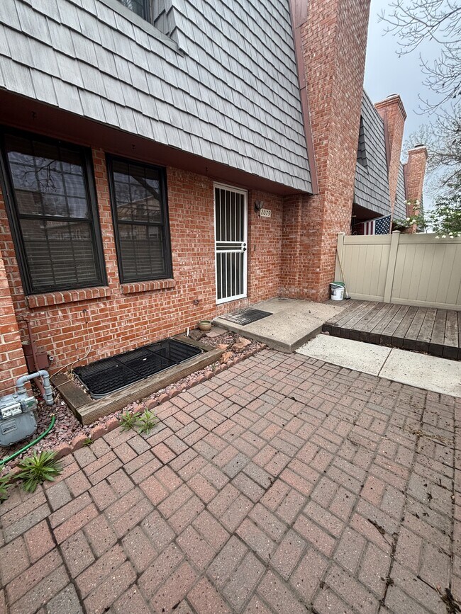 Photo - 2079 Sussex Ln