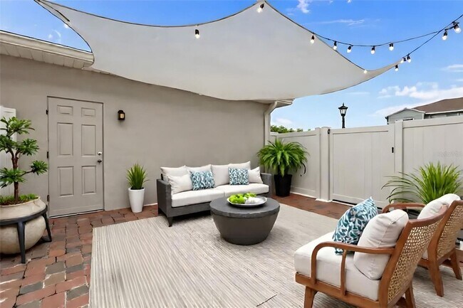 Photo - 15384 Caravan Ave