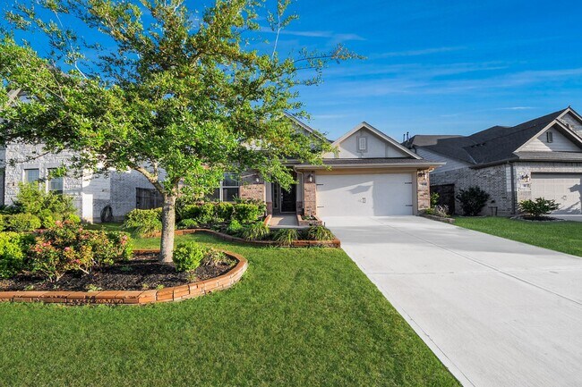 Photo - 28634 Monarch Cliffs Dr