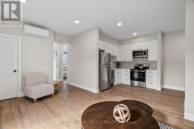 Photo - 13 Moonlight Ct