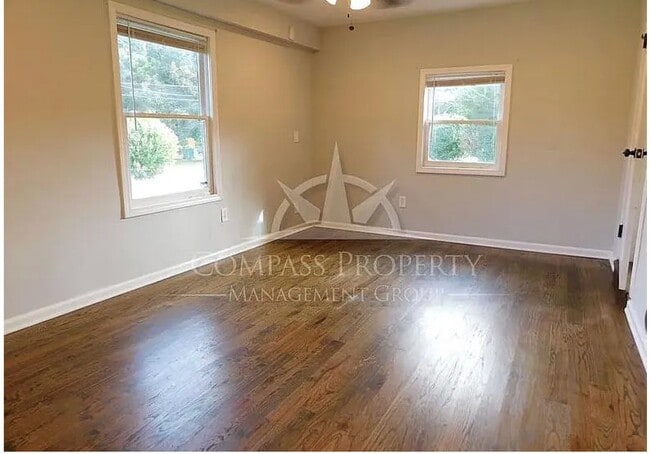 Photo - 2123 2nd Ave
