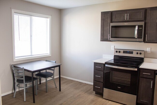 Photo - 212 E White - Offboarded 01/14/2025