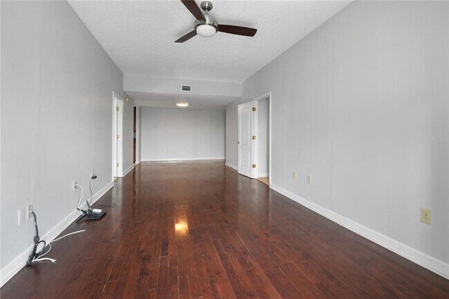 Photo - 195 14th St NE Unit 1907