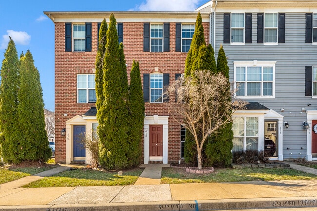 Building Photo - 618 Cawley Dr Rental
