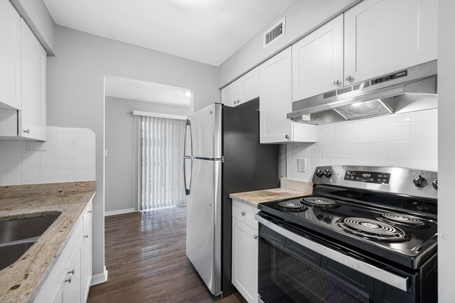 Photo - Breezy Palms