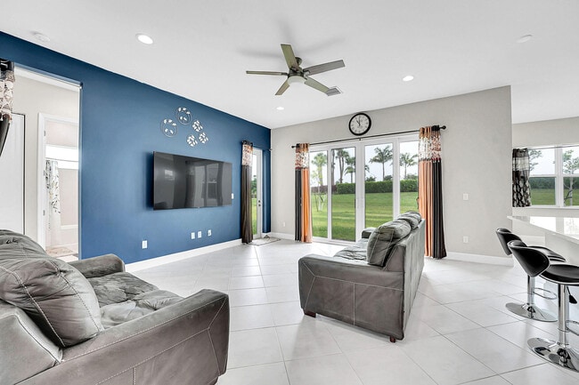 Photo - 5530 Macoon Wy