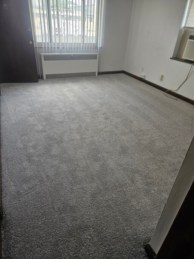 Living Room 2 - 935 Tennessee Ave Unit 3