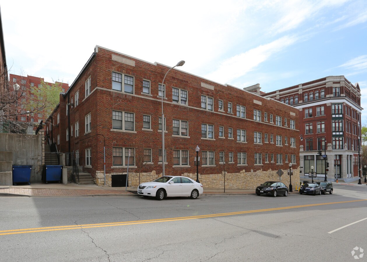 Photo - Quality Hill Apartments