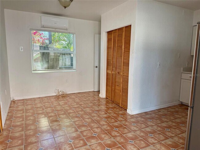 Photo - 551 73rd Ave Unit 2